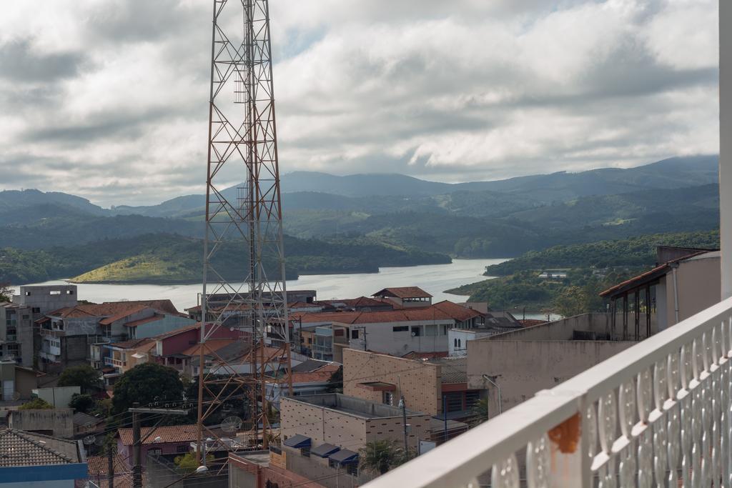 Pousada Lourenco Hotell Nazaré Paulista Exteriör bild